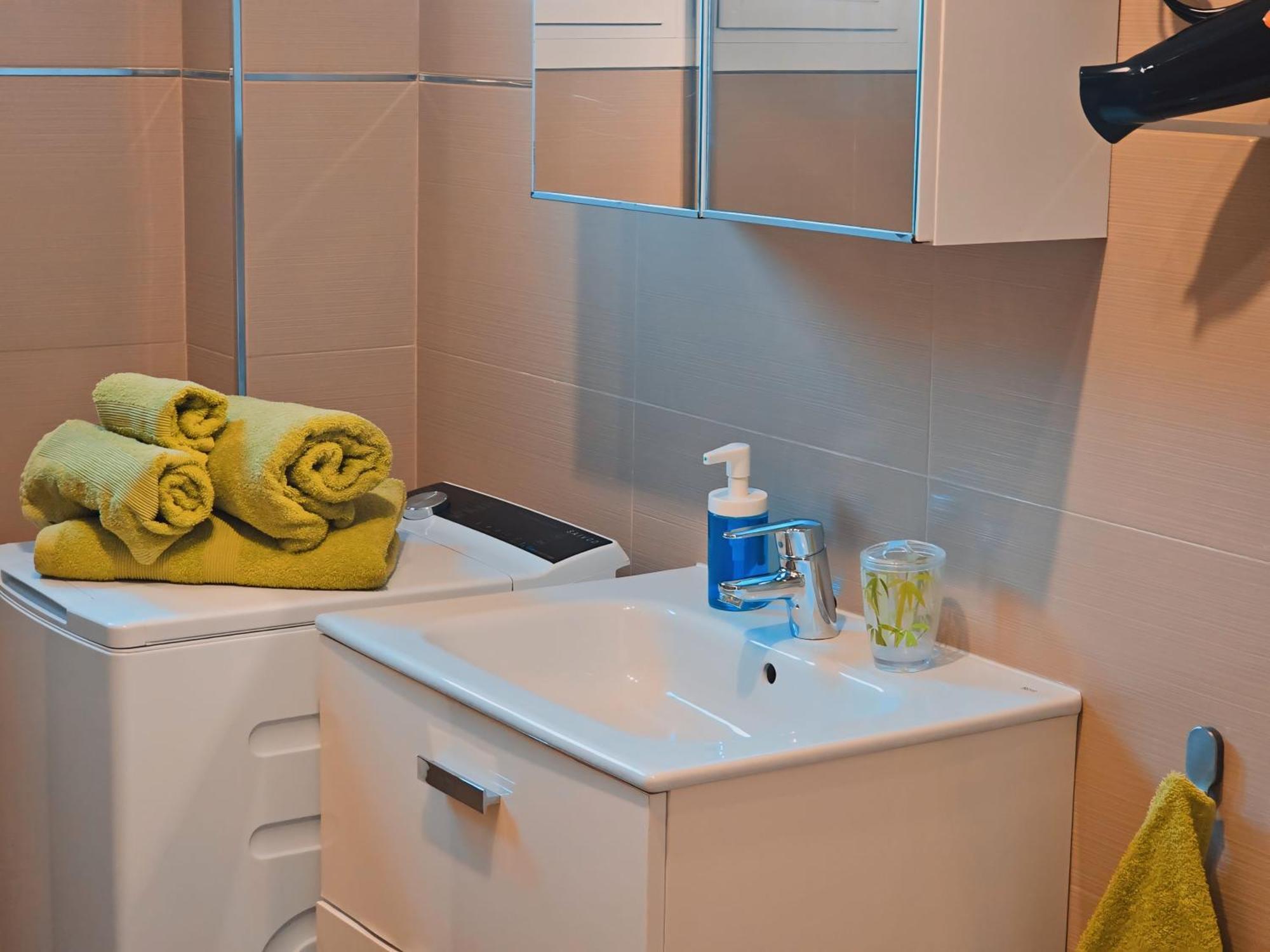 Apartamento Paseo Maritimo De Playamar Torremolinos Eksteriør billede