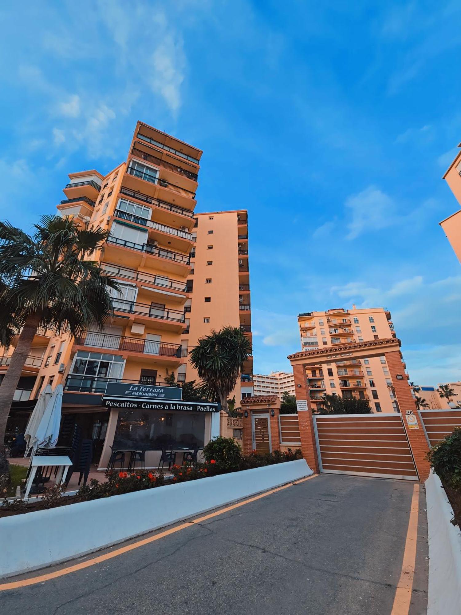Apartamento Paseo Maritimo De Playamar Torremolinos Eksteriør billede
